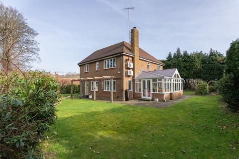 4 bedroom detached house for sale, Westhumble Street, Westhumble, Dorking