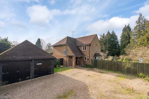 4 bedroom detached house for sale, Westhumble Street, Westhumble, Dorking