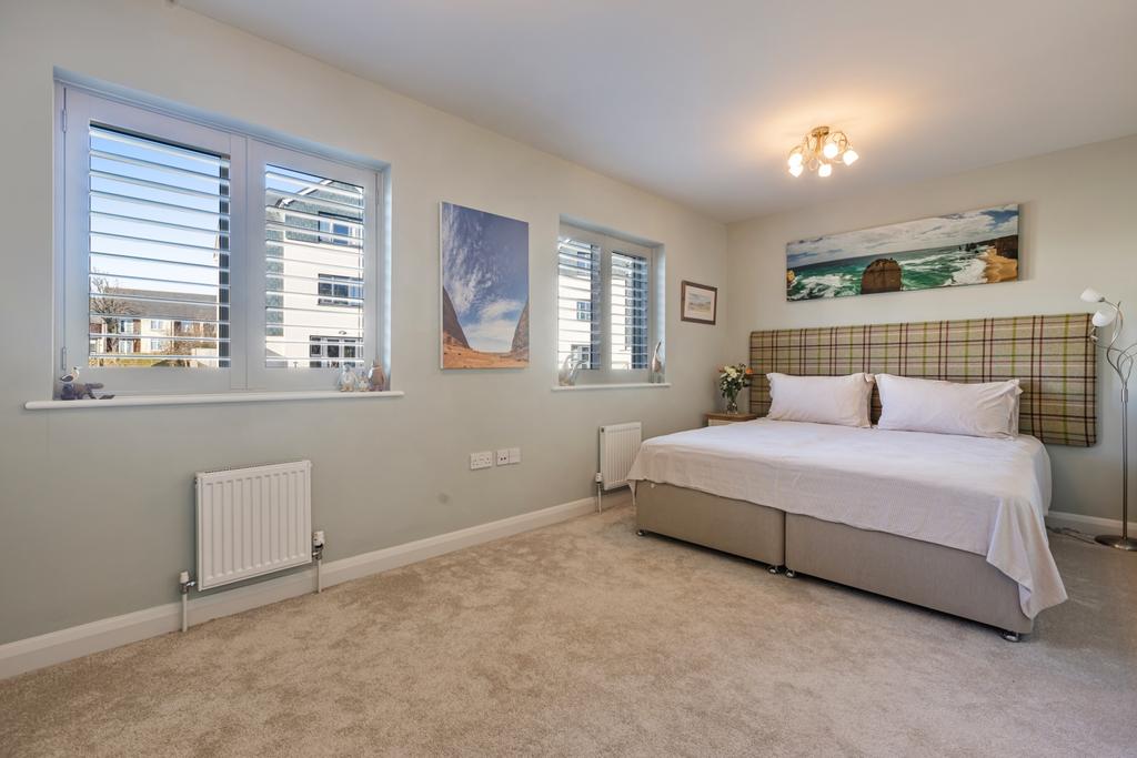 A11 - 22 Sharkham Drive Brixham - 250206