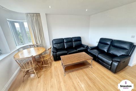 1 bedroom penthouse to rent, Plymouth, Devon PL4