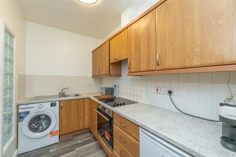 5b/16 Loaning Road, Edinburgh, EH7 6JE