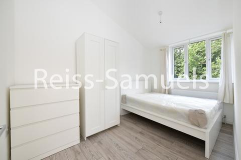 4 bedroom maisonette to rent, Whitebeam Close, Oval,London SW9