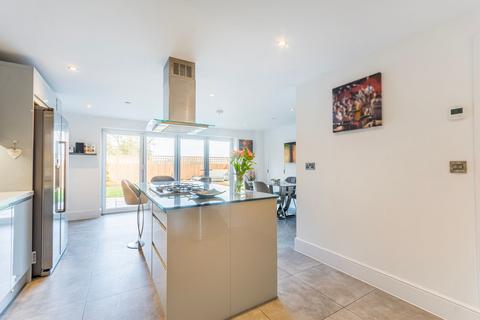 6 Arella Fields Close, Stanley Common, Ilkeston, DE7 6PS