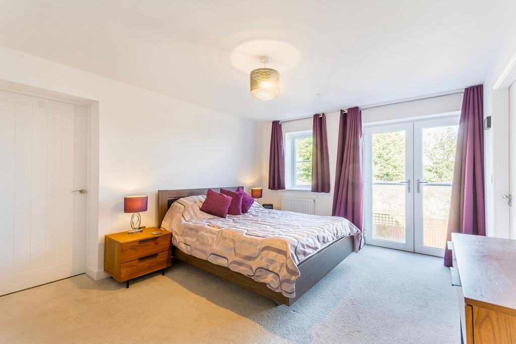 Principal bedroom