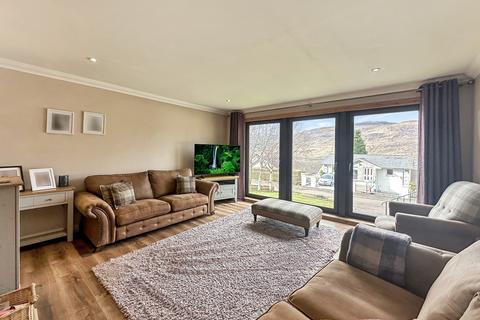 10 Sutherland Avenue, Fort William, PH33 6JT