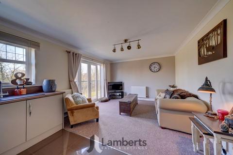 Flat 4, Maple House, 3 Alder Carr Close, Redditch, B98 7PF