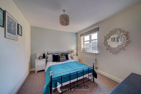 Flat 4, Maple House, 3 Alder Carr Close, Redditch, B98 7PF