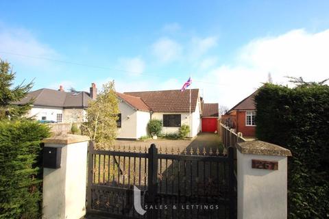 3 bedroom detached bungalow for sale, Evesham Road, Astwood Bank, Redditch