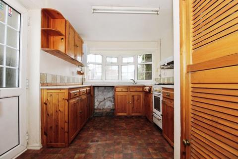 4 bedroom detached house for sale, Greenway, Aldridge, WS9 8XE