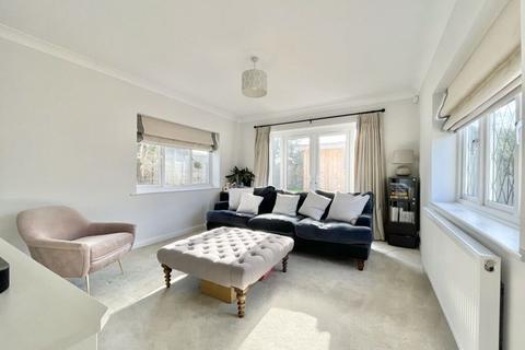 67 Greenways, Esher, KT10 0QJ