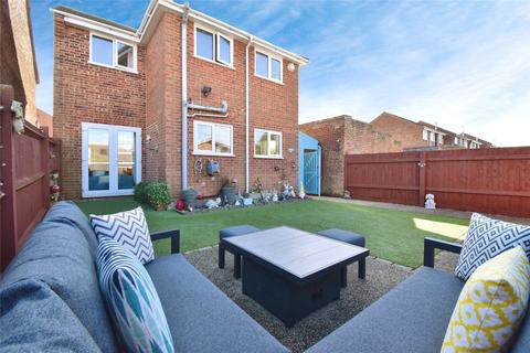 47 Ashgrove, Steeple Claydon, Buckingham, MK18 2LW