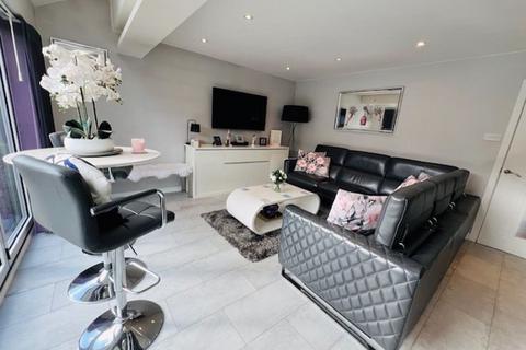 68 Greencroft, Penwortham, Preston, PR1 9LB