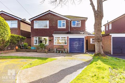 4 bedroom detached house for sale, Emily Close, Christchurch, BH23