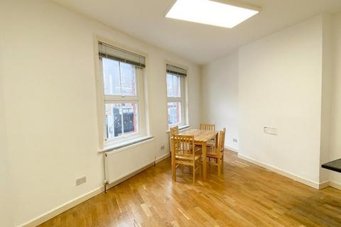 2 bedroom flat to rent, Childs Hill, London NW2