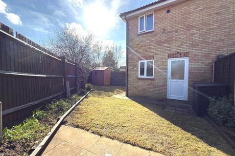 41 Elveden Close, Luton, LU2 7FF