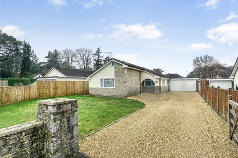 3 bedroom bungalow for sale, Struan Drive, Ringwood BH24