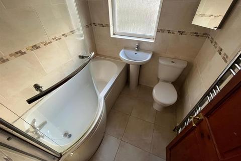 20 Brook Street, Royton, Oldham, OL2 5PN