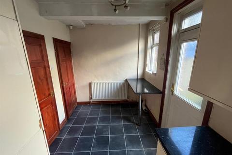 20 Brook Street, Royton, Oldham, OL2 5PN
