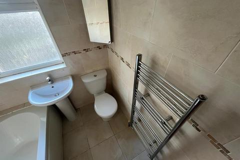 20 Brook Street, Royton, Oldham, OL2 5PN