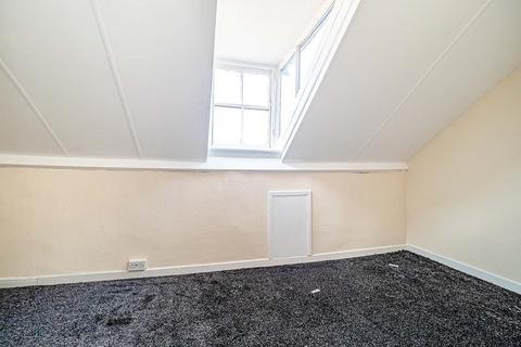 2 bedroom apartment to rent, Windsor Crescent, North Humberside YO15