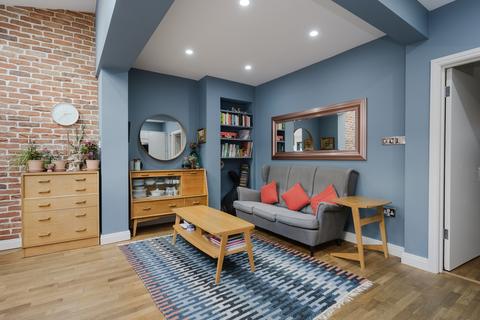 67 The Quadrant, London, SW20 8SW