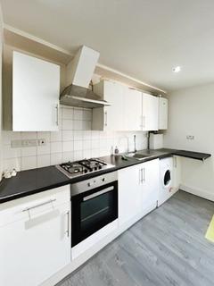 2 bedroom apartment for sale, High Road, Ilford IG1