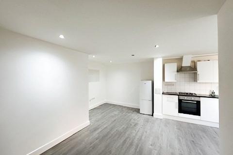 2 bedroom apartment for sale, High Road, Ilford IG1
