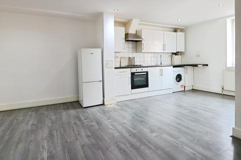 2 bedroom apartment for sale, High Road, Ilford IG1