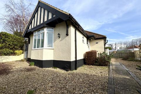 3 bedroom detached bungalow to rent, Dane Road, Birchington