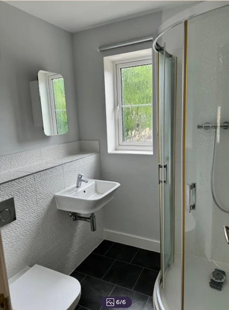 House in Bristol, Winterbourne - More