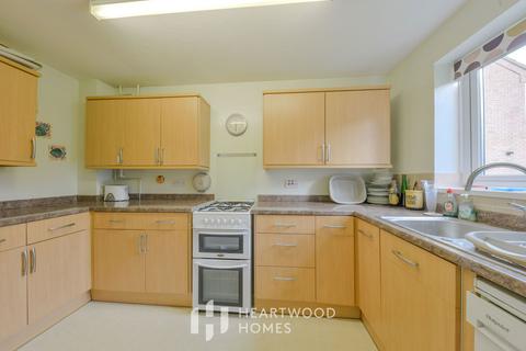 9 Brecken Close, St Albans, AL4 9LF