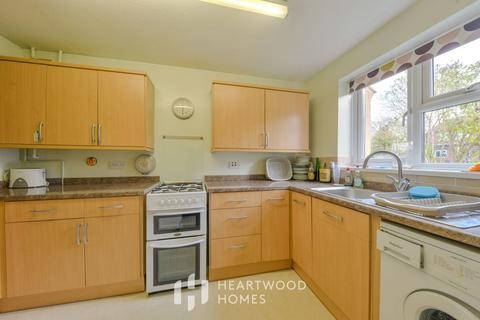 9 Brecken Close, St Albans, AL4 9LF