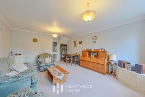 9 Brecken Close, St Albans, AL4 9LF