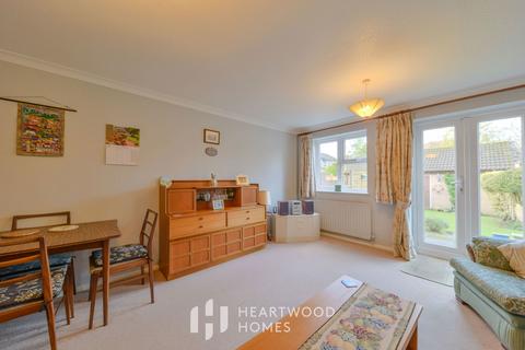 9 Brecken Close, St Albans, AL4 9LF