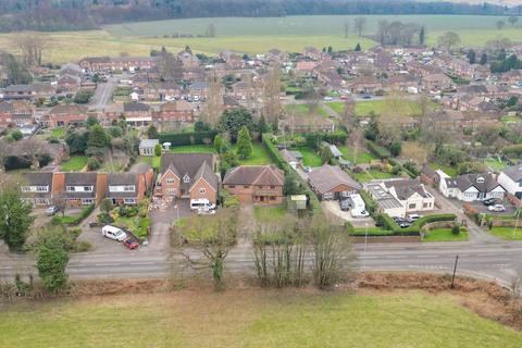 6 bedroom detached house for sale, Watling Street, Tamworth B78