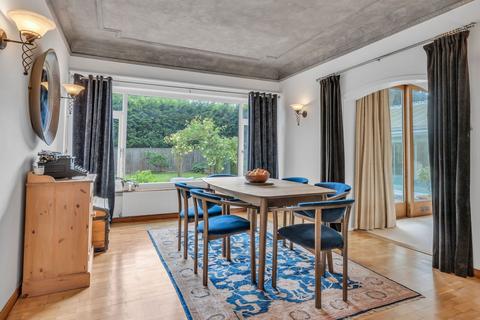 111 Moor Hall Drive, Sutton Coldfield, B75 6LS