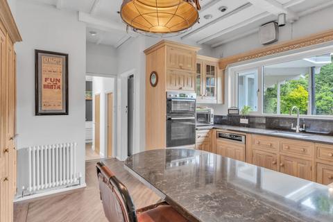 111 Moor Hall Drive, Sutton Coldfield, B75 6LS