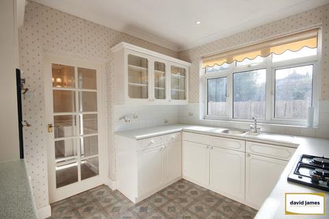 4 Ridgeway Drive, Bromley, BR1 5DQ