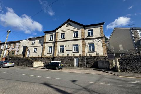 1 bedroom flat for sale, Caerphilly Road, Senghenydd, Caerphilly, CF83 4FT