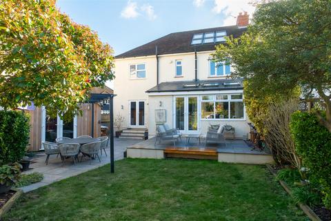 5 bedroom semi-detached house for sale, Holtye Crescent, Maidstone