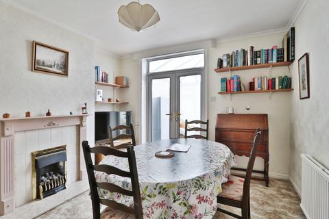 3 bedroom semi-detached house for sale, Copandale Road, Beverley, HU17 7BW