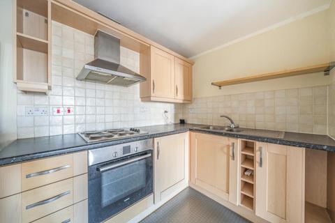 undefined, Knaphill,  Woking,  GU21