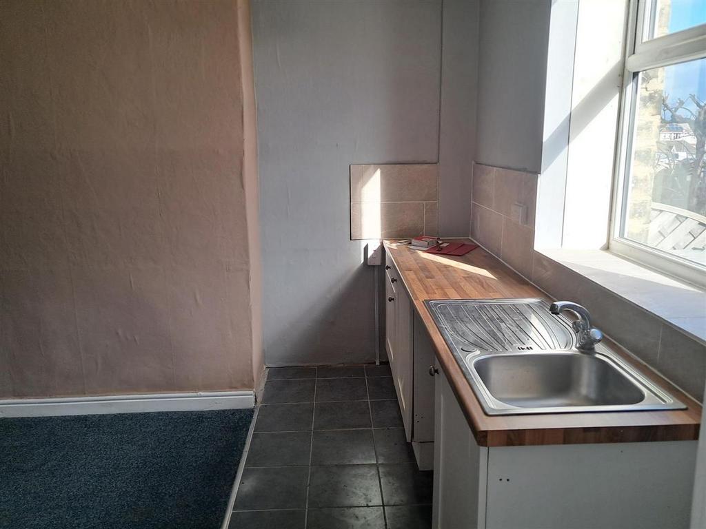 Lounge / Kitchen