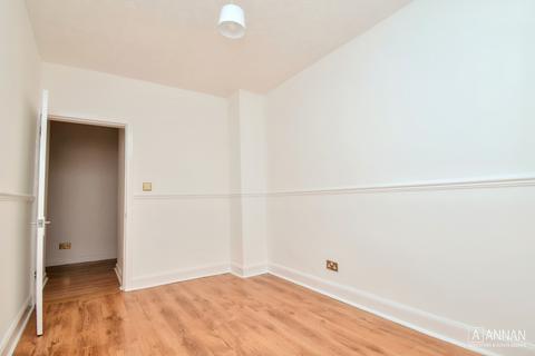 16/3 Craigentinny Road, Edinburgh, EH7 6LU