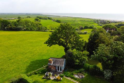 undefined, Chick Hill, Pett
