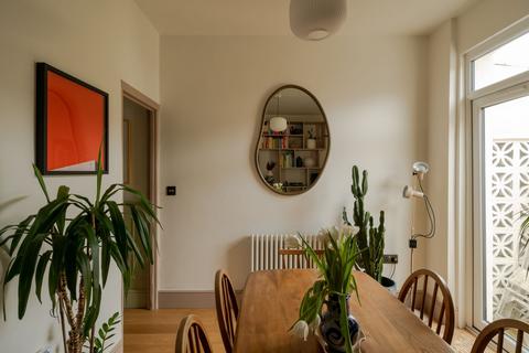 157 Trumpington Road, London, E7 9EG