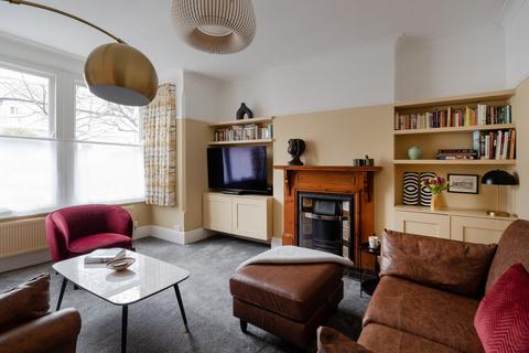 4 bedroom end of terrace house for sale, Preston Road, London E11