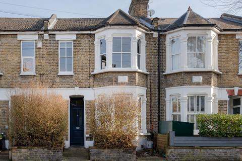 2 bedroom maisonette for sale, Twickenham Road, London E11