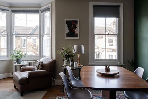 88 Twickenham Road, London, E11 4BW