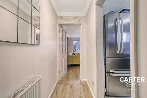 34 Ark Avenue, Grays, RM16 6QR